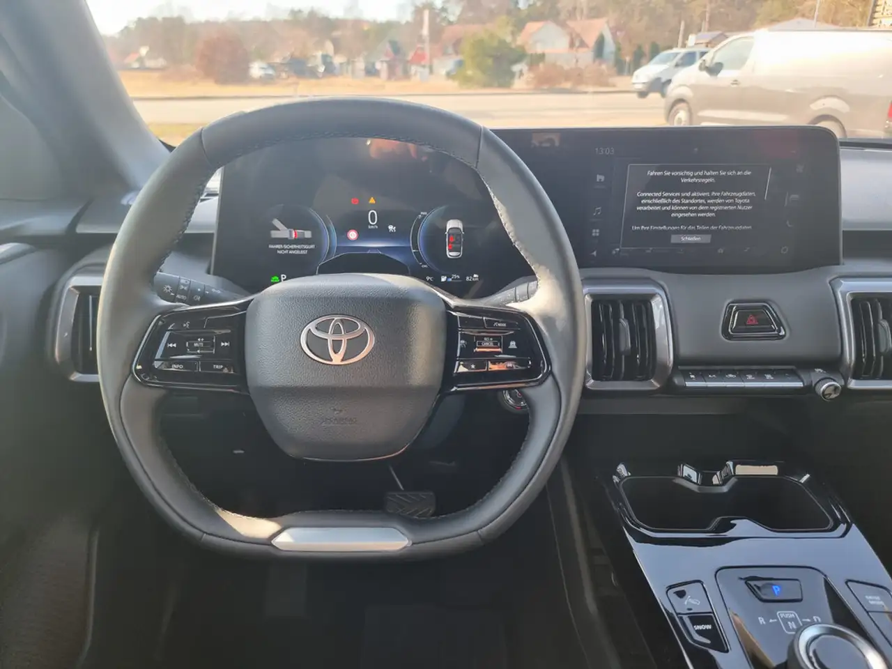 Toyota Urban 11